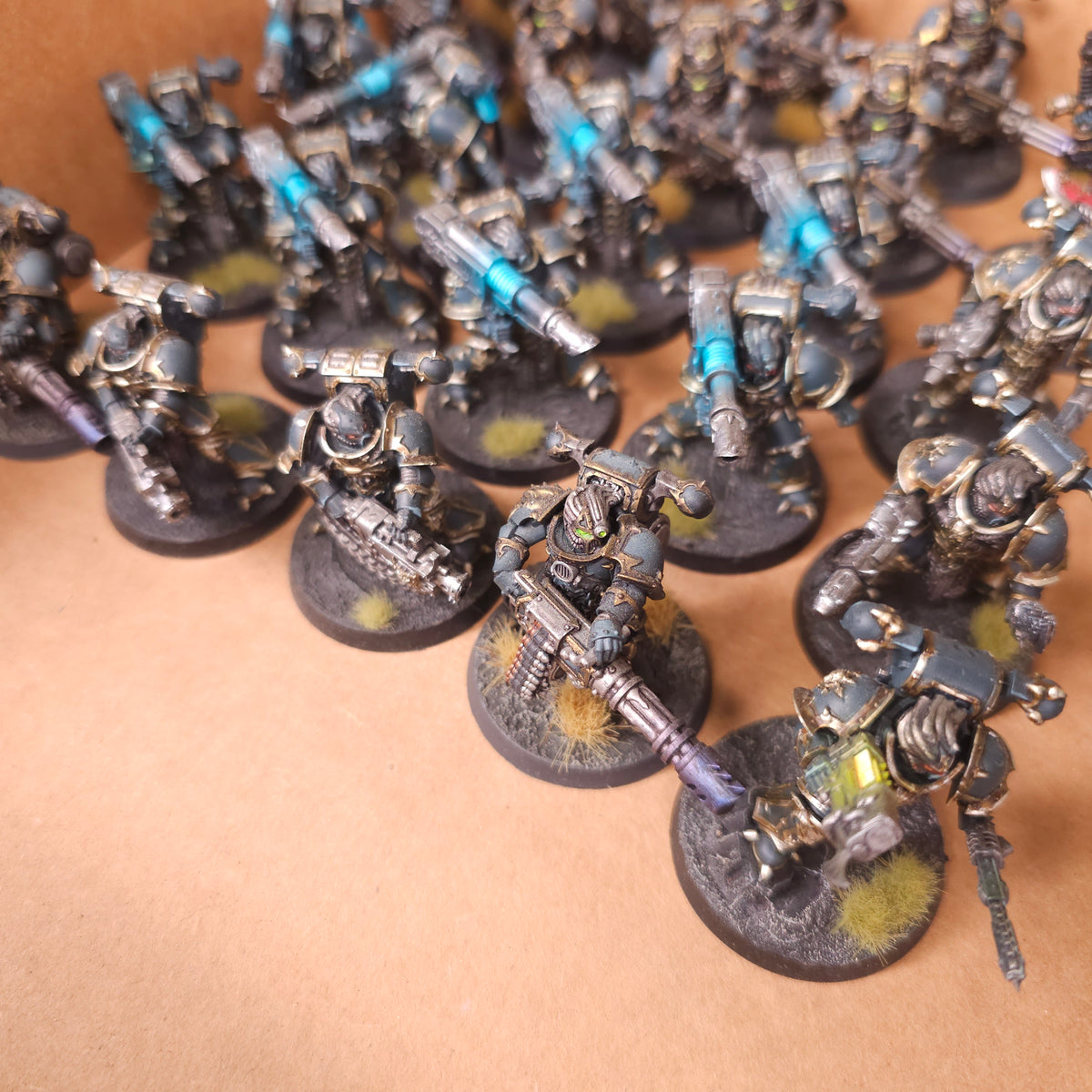Painted Heavy-Weapon Infantry - Blue Weapon Details - detail view 2