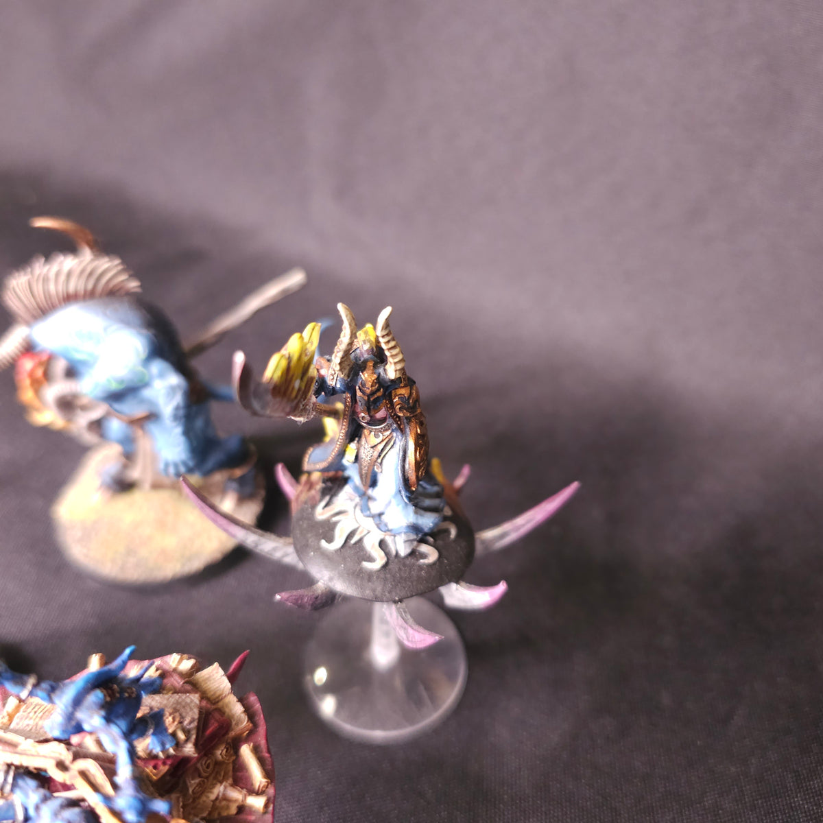 Painted Disc Sorcerers and Blue Scribes - detail 3