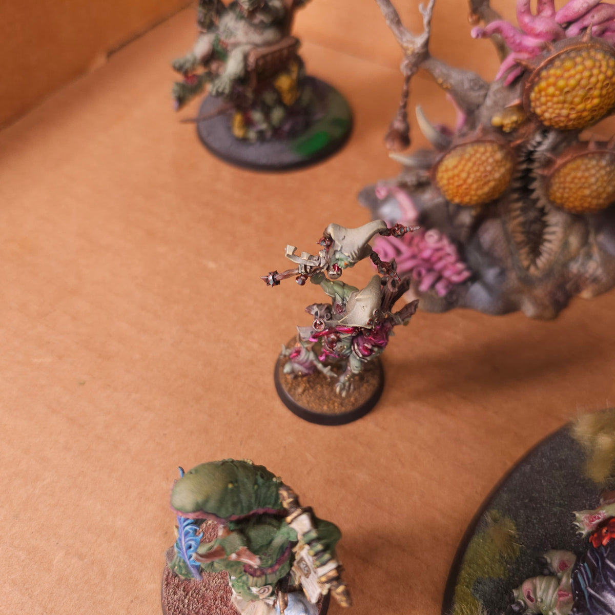 Nurgle Daemon Characters and Gnarlmaws - photograph 6, alternate view or detail