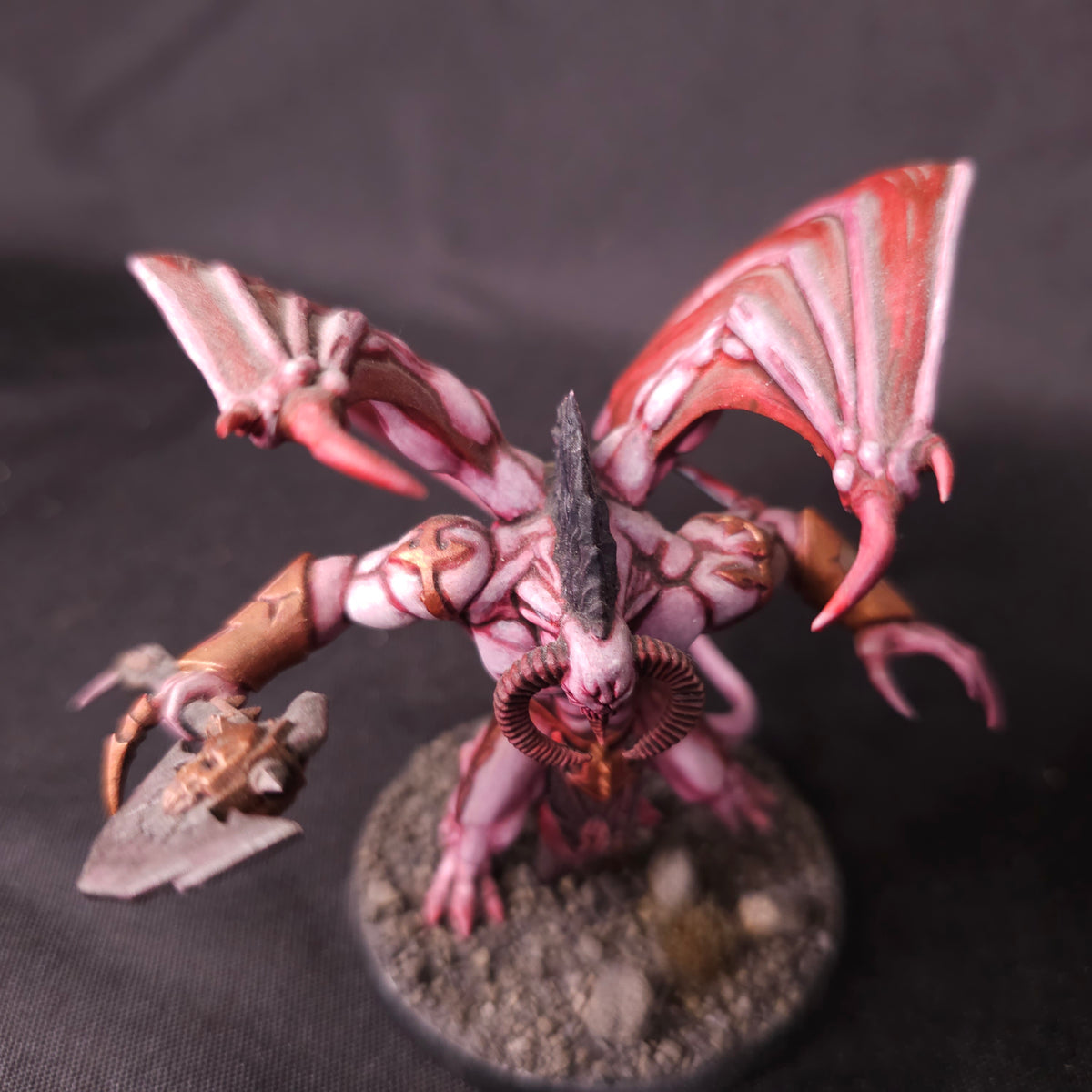 Winged Daemon Prince - Crimson Armour - photograph 2, alternate view or detail