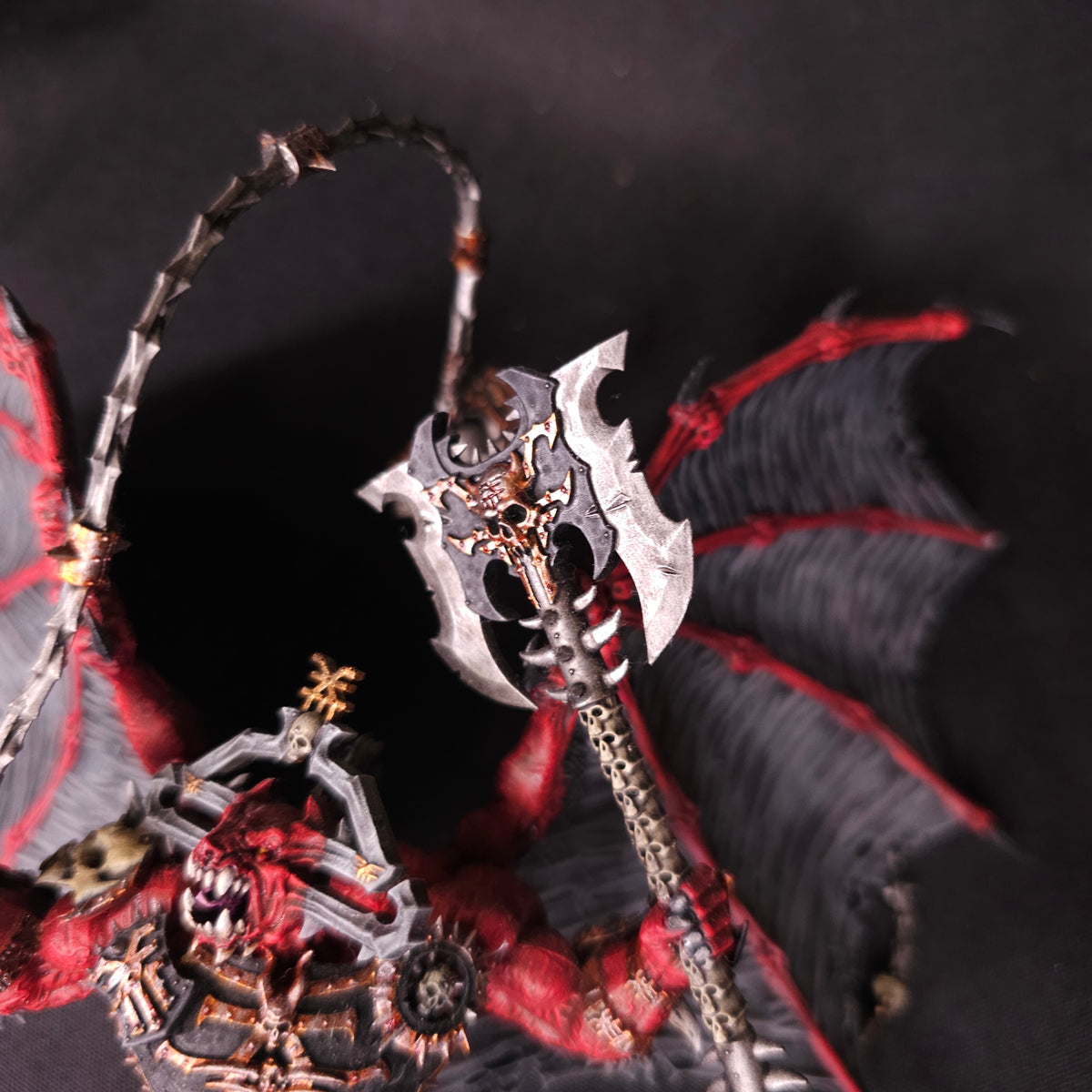 Wrath of Khorne Bloodthirster - photograph 3, alternate view or detail