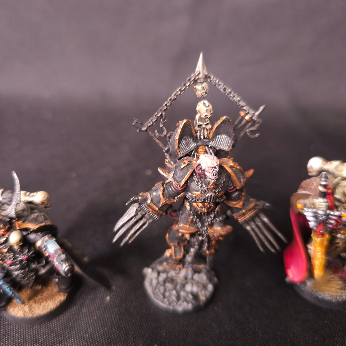 Painted Chaos Marine Characters - detail view 2