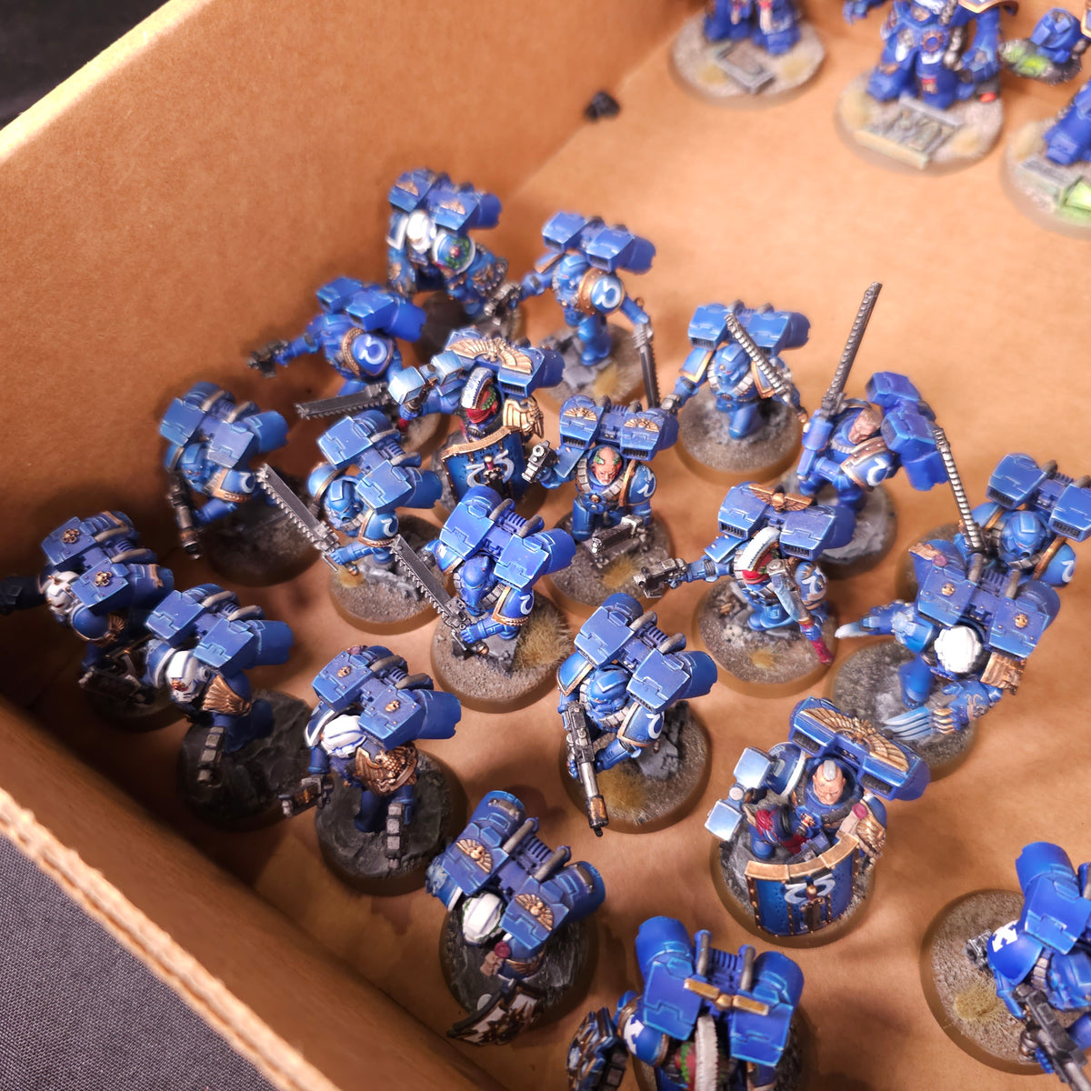 Ultramarines Assault Infantry Bikes and Centurions, detail view 1