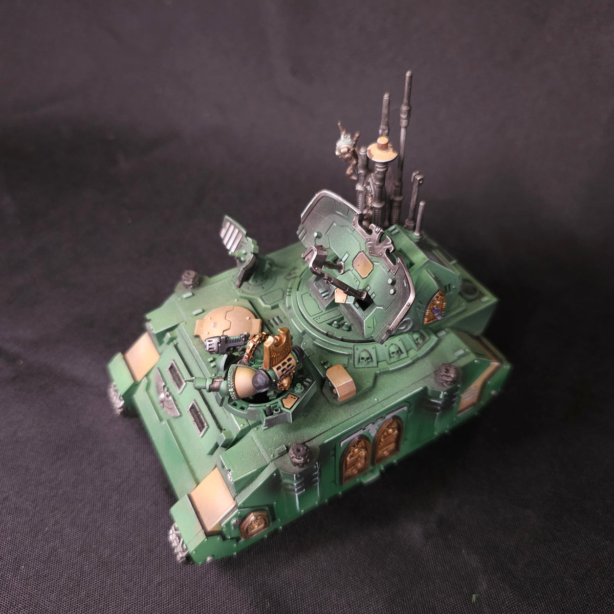 Space Marines - Special Edition Command Rhino - full lot overview