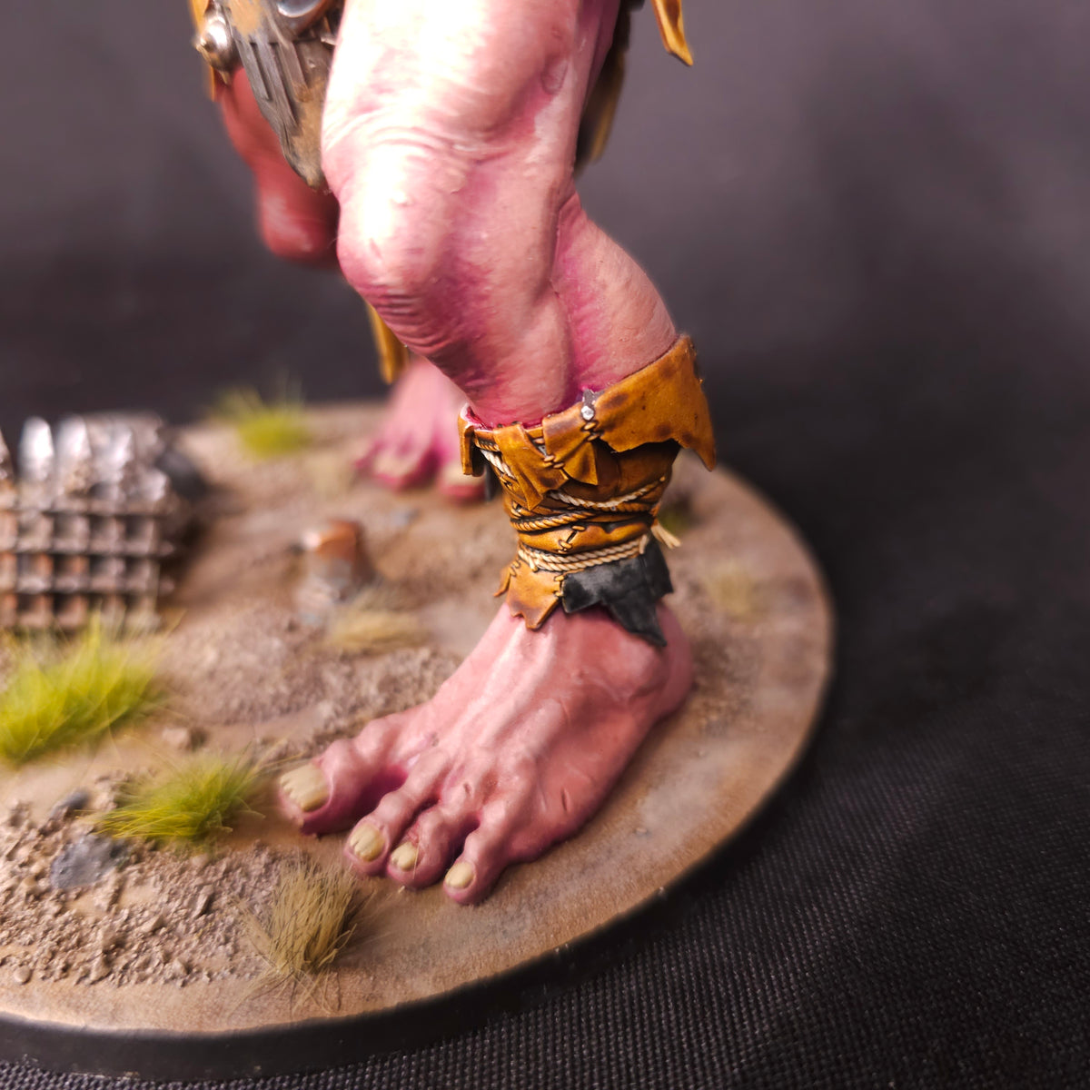 Sons of Behemat - Gatebreaker Mega-Gargant - Sun Medallion - alternate or detail view 6