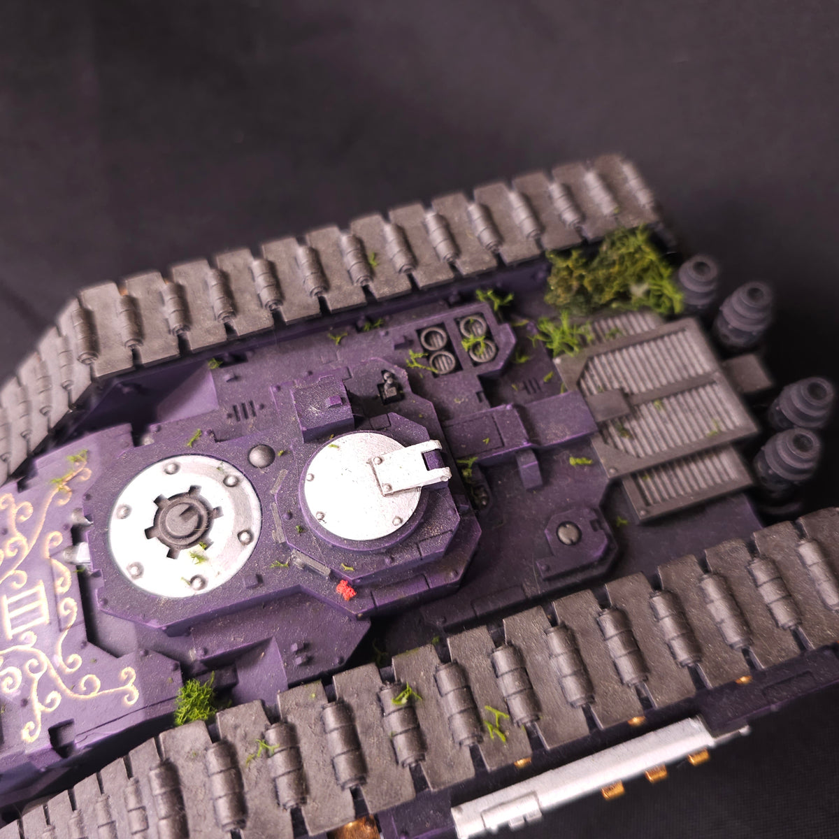 Emperor's Children - Land Raider Proteus - alternate or detail view 5