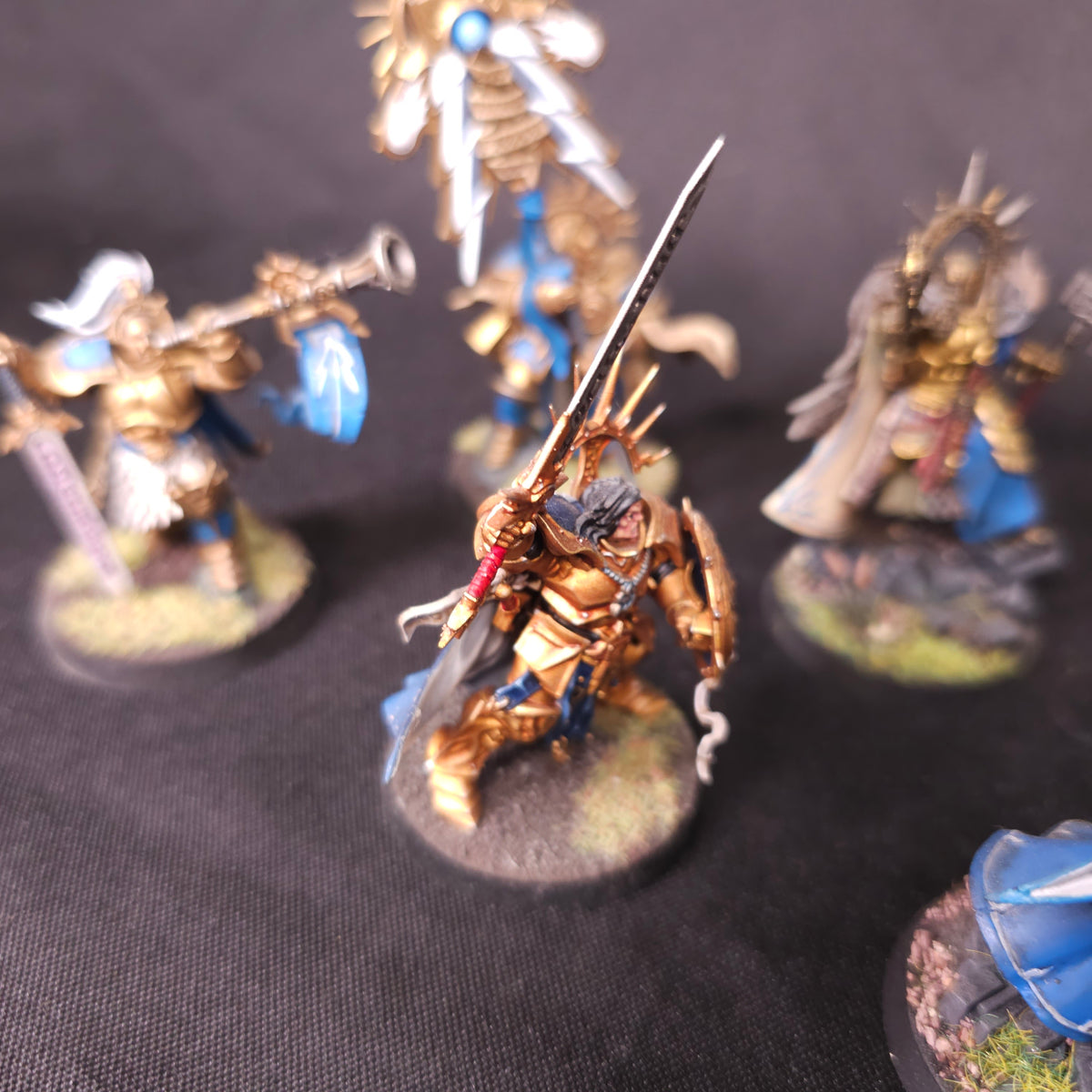 Stormcast Eternals - Priests, Wizards and Heralds - alternate or detail view 4