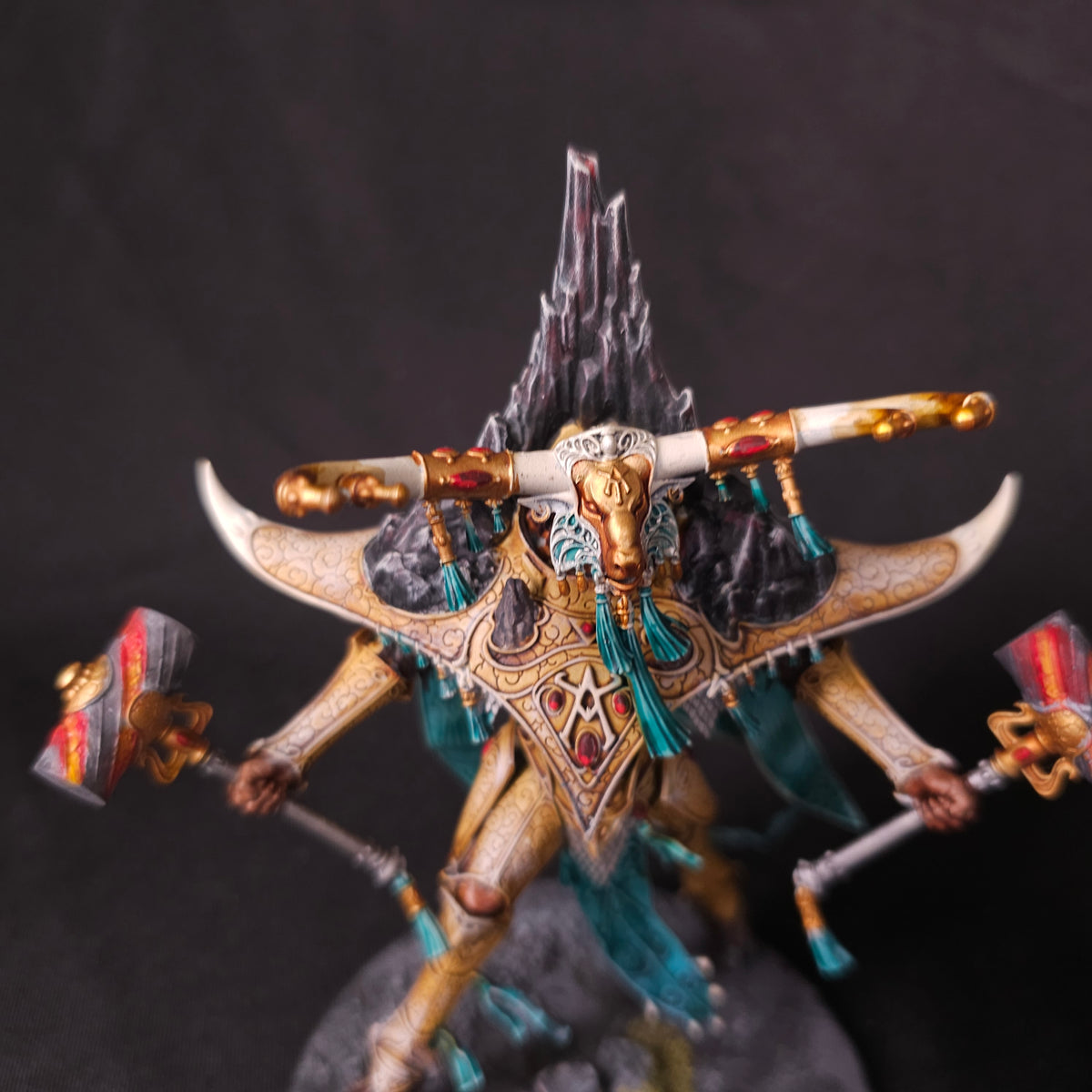 Lumineth Realm-lords - Mountain Spirit Pair - alternate or detail view 4