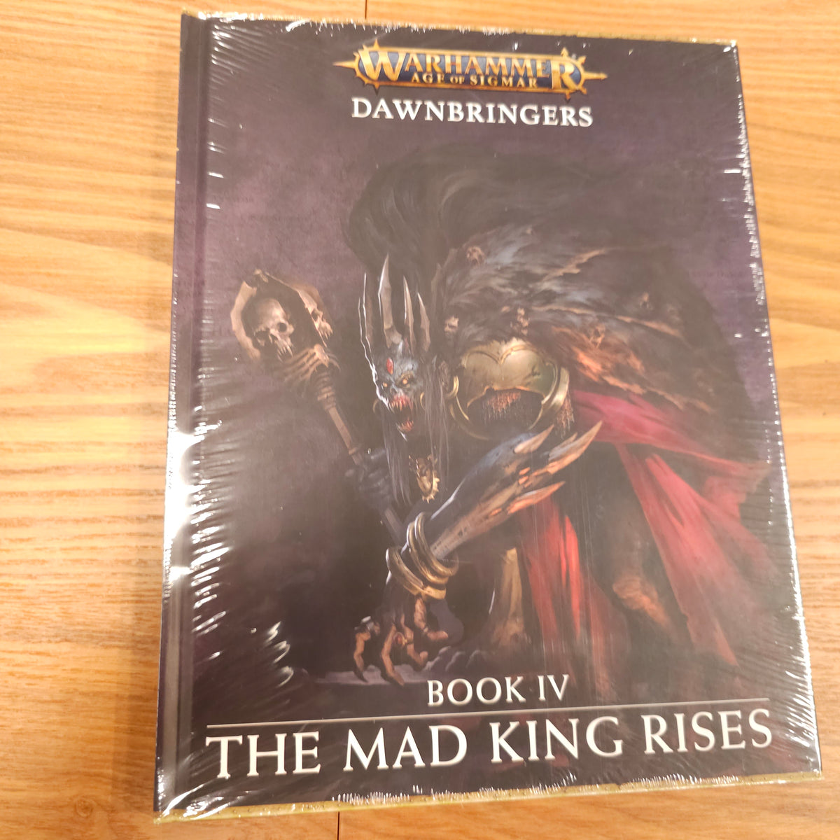Age of Sigmar - Dawnbringers Book IV: The Mad King Rises (wrapped copy) - 3rd edition; 2024 — photo 1 of 2