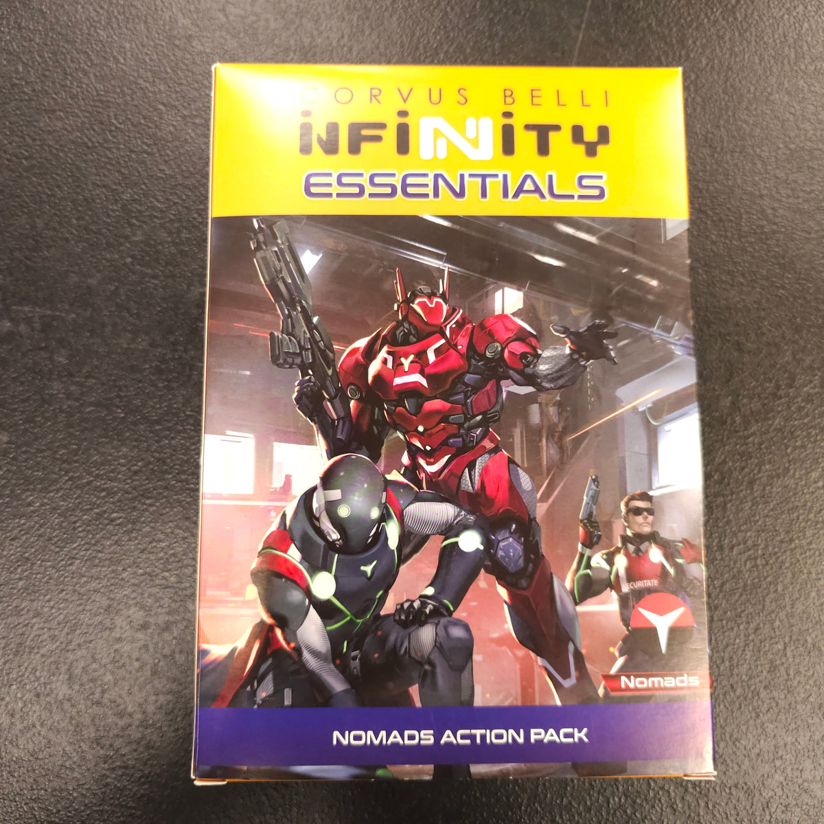 Essentials Nomads Action Pack - front packaging