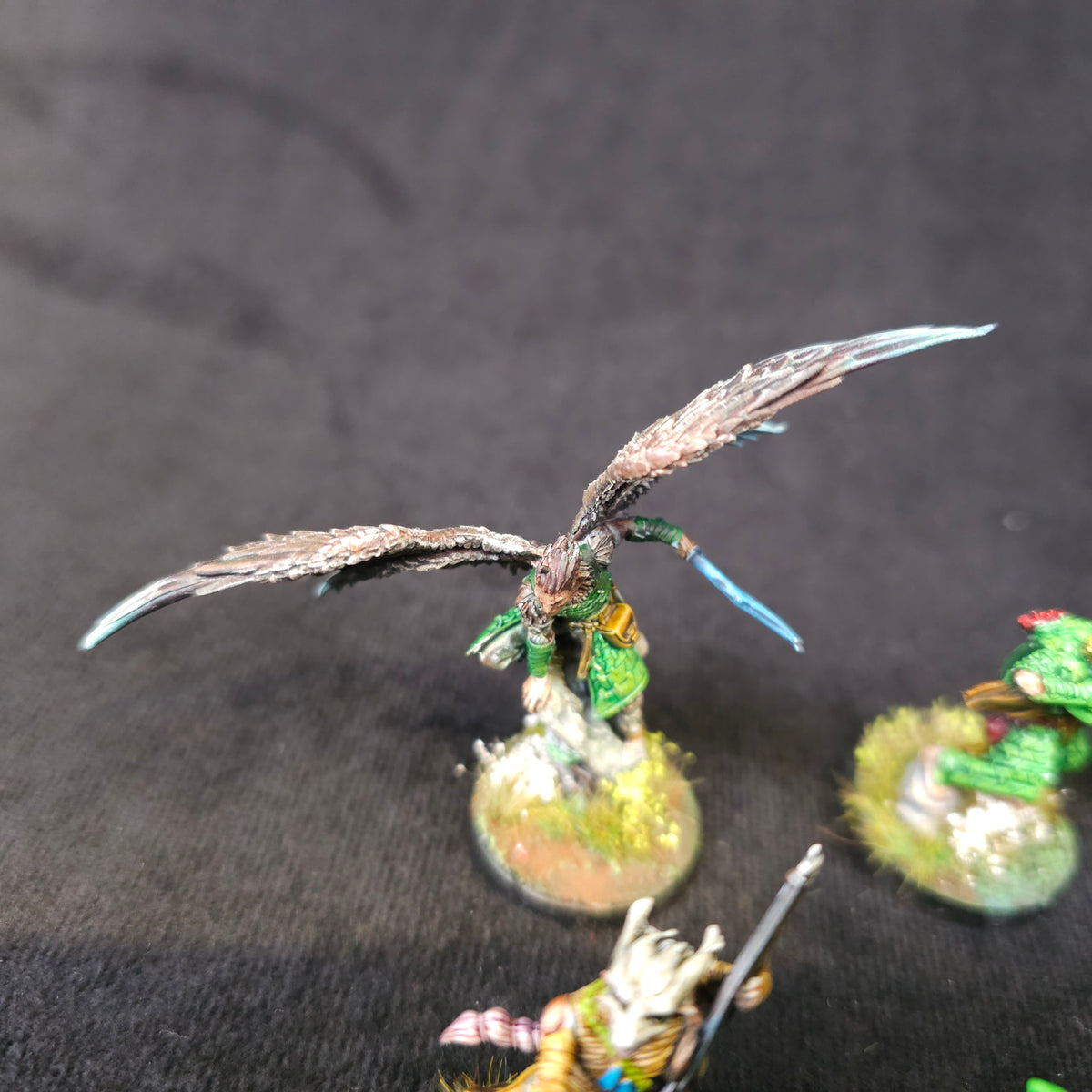 Redleaf Elves — detail or alternate view 5