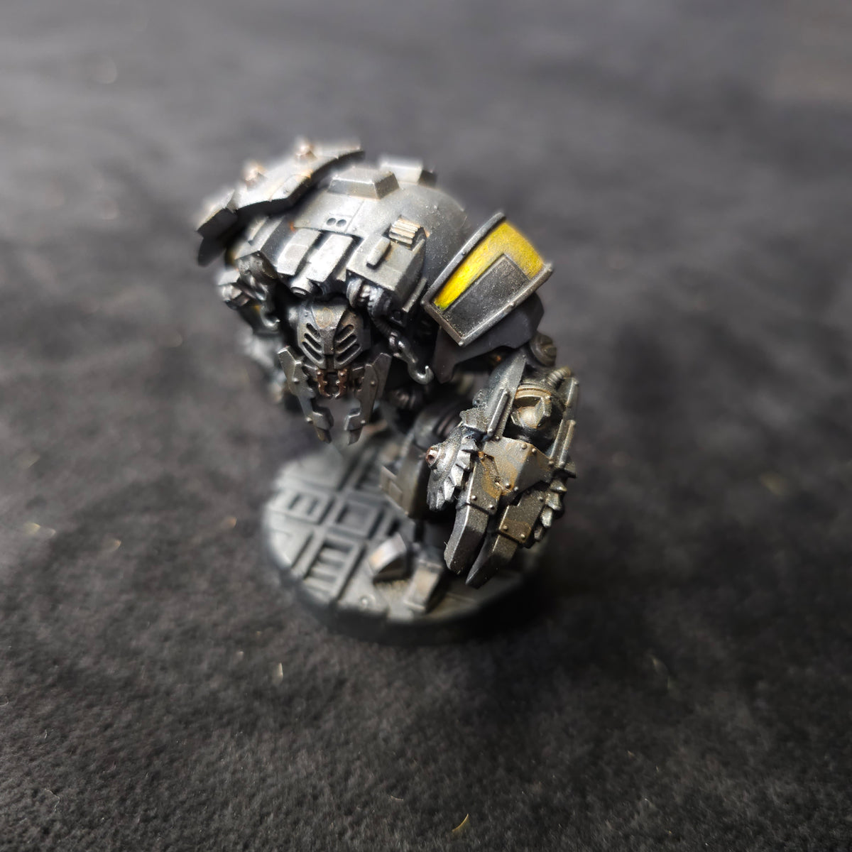 Necromunda Black and Yellow Ambot - detail or alternate view 1