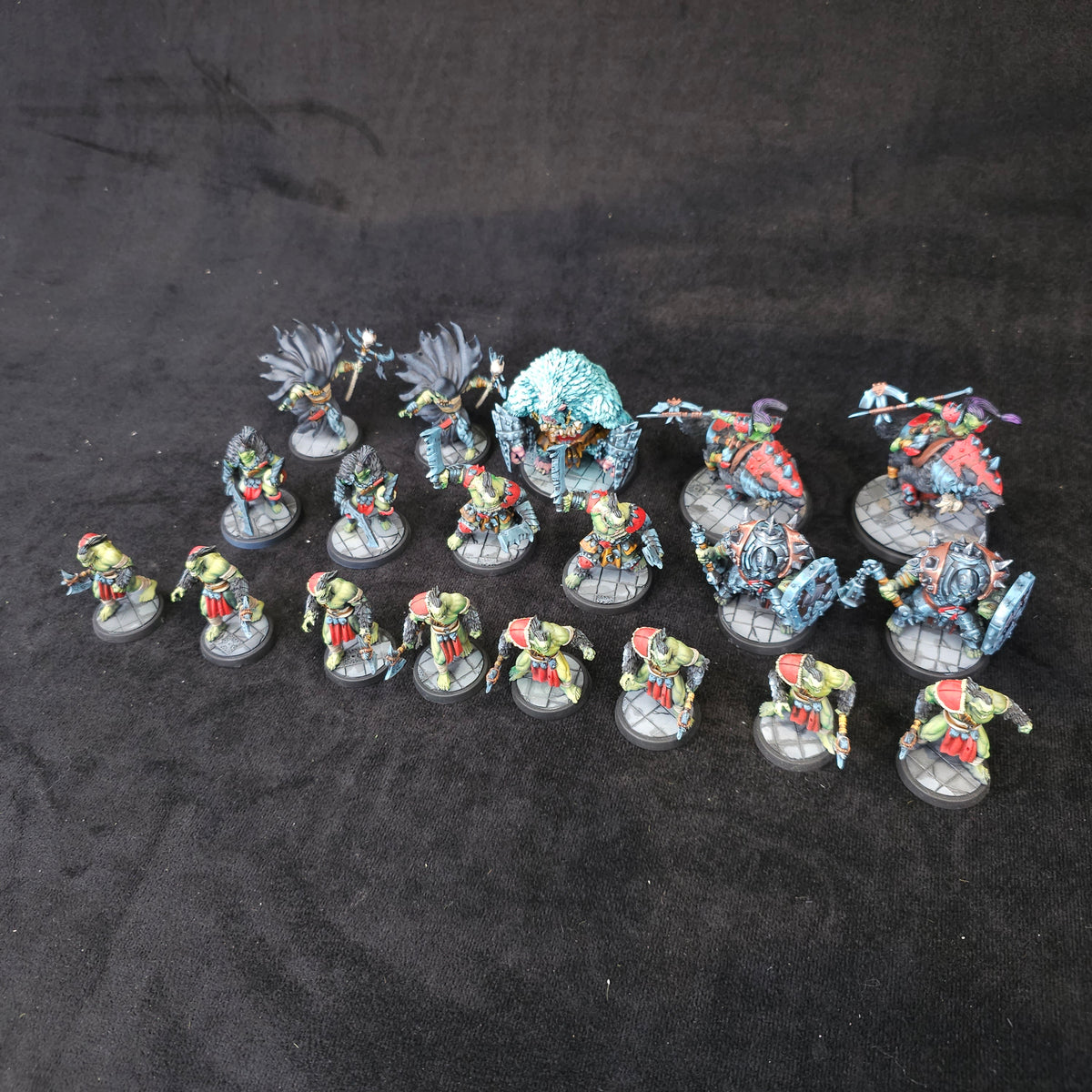 Bloodfields - Blackland Orcs Warband - Painted D&D Encounters - full lot overview