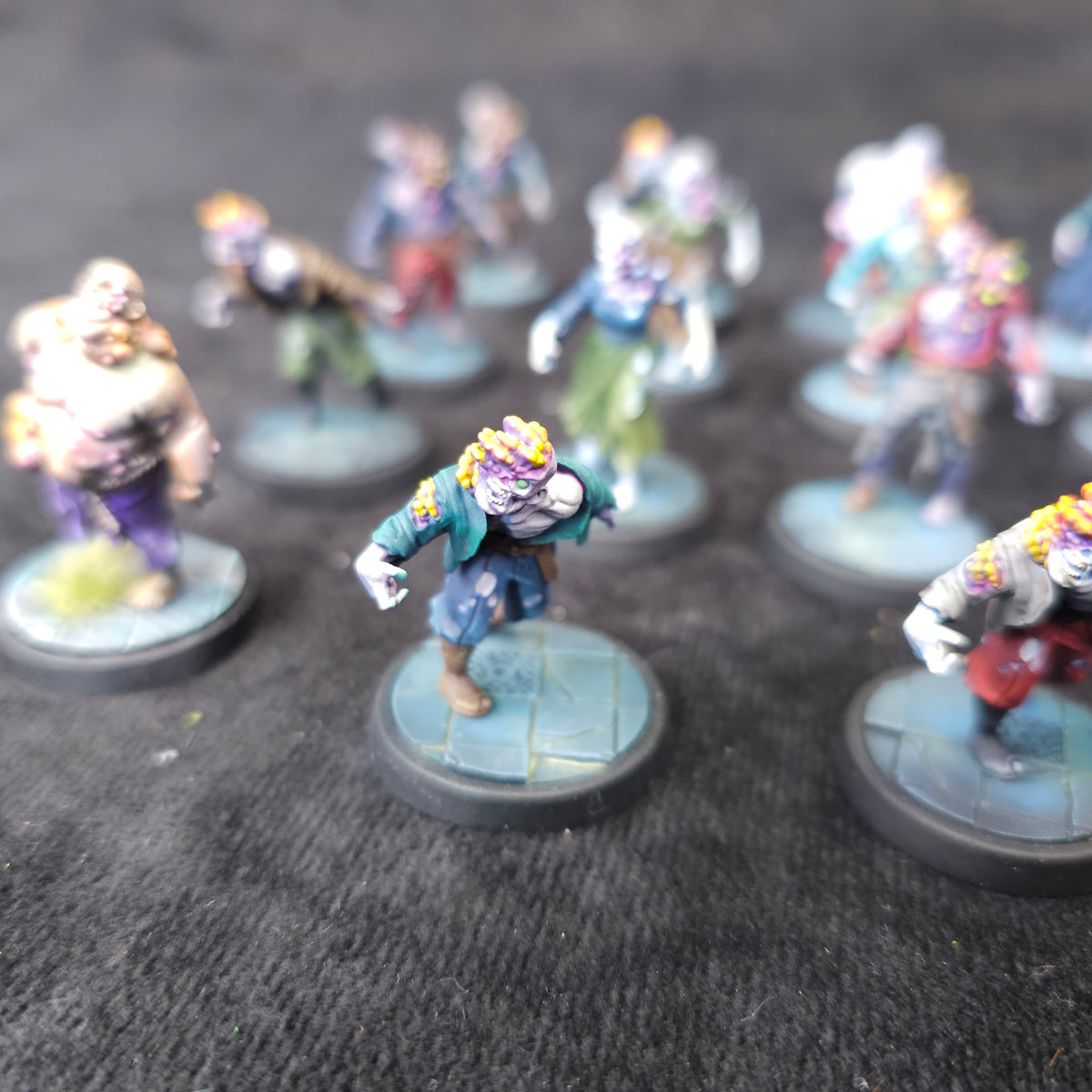 Bloodfields - Shroom Zombies - Painted D&D Undead Horde - detail and alternate view 2