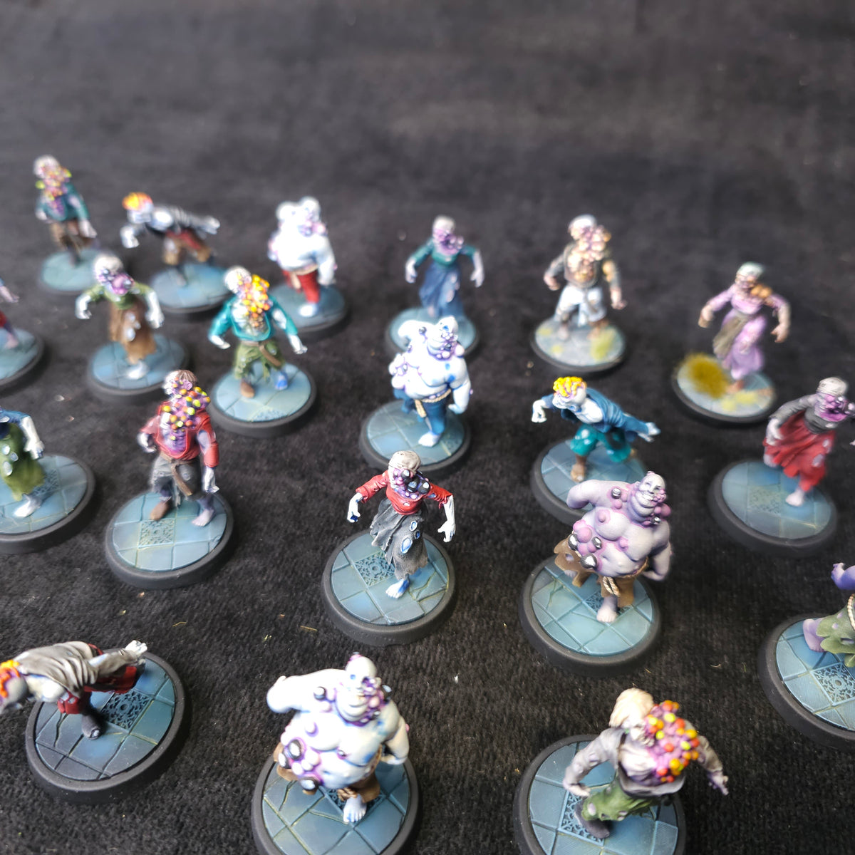 Bloodfields - Shroom Zombies - Painted D&D Undead Horde - detail and alternate view 5