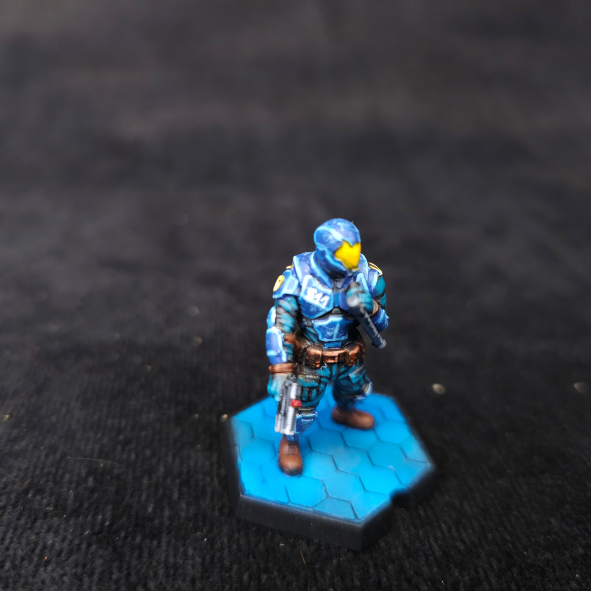 Unidentified Blue Sci-Fi Trooper - Painted Hex Base - detail and alternate view 1