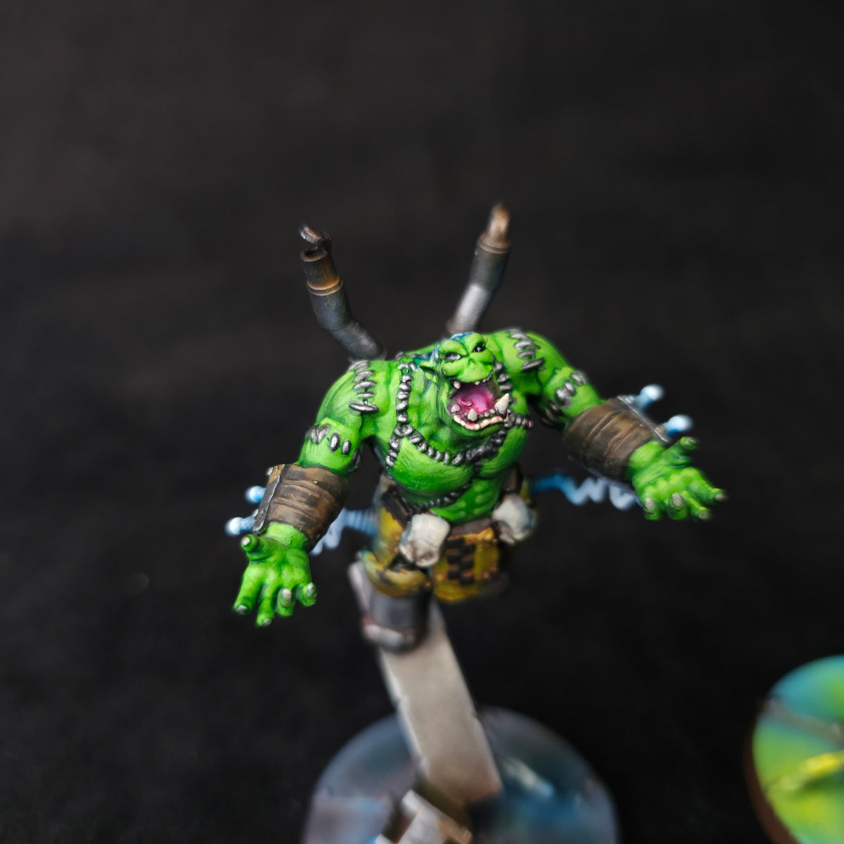 Deffwatch - Levitating Orc Psyker and Marker - MWG Campaign - detail and alternate view 1