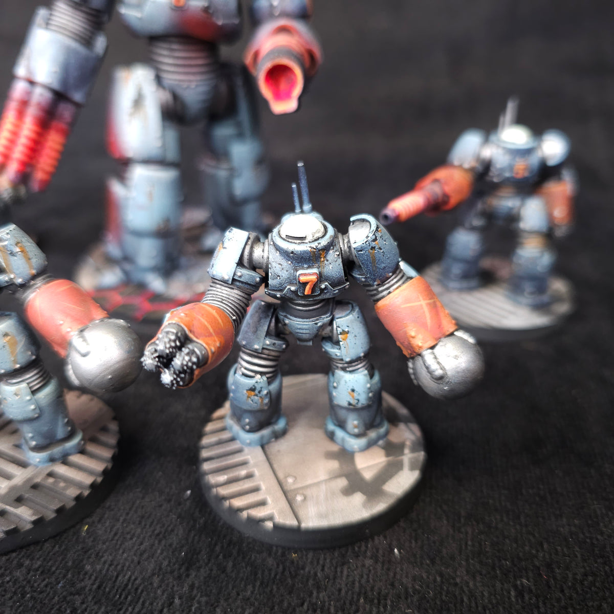 Iron Men - Giant War Robot and Heavy Escorts - MWG Campaign - detail and alternate view 3