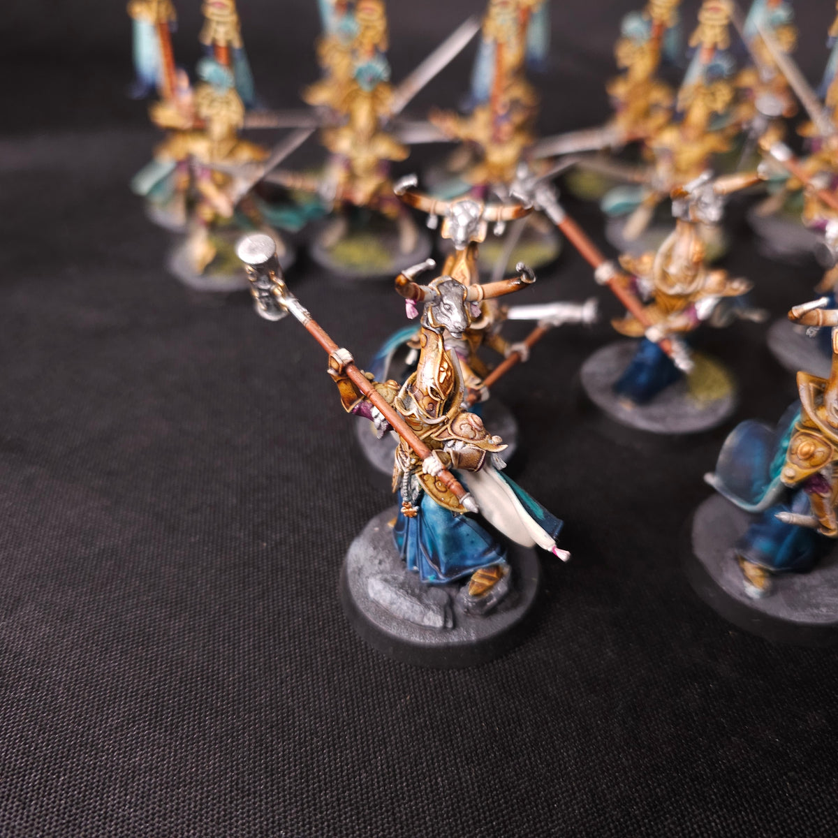 Age of Sigmar - Lumineth Realm-lords - Painted Elite Infantry - detail photo 1