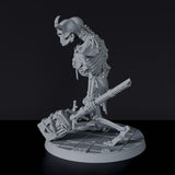 Miniature of two heads skeleton beast Bellog with hammer - Undead Dominion dedicated set for Bloodfields tabletop wargame