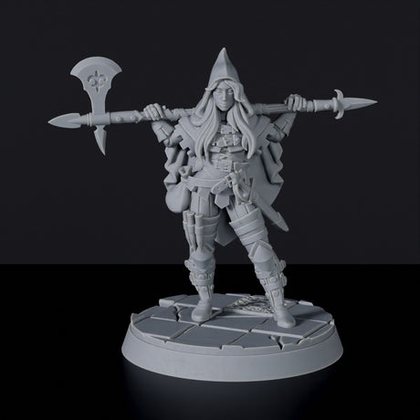 Fantasy miniatures of Rotkäppchen female vampire hunter with halberd for Vampire Hunters army