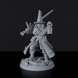 Fantasy miniatures of Hugo Braav warrior with lamp, hat and sword for Vampire Hunters army