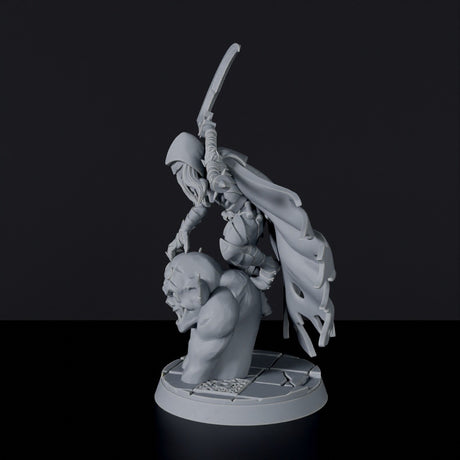 Miniature of Aren Grachtr with fighter with scythe and sword - dedicated set for Bloodfields Vampire Hunters army