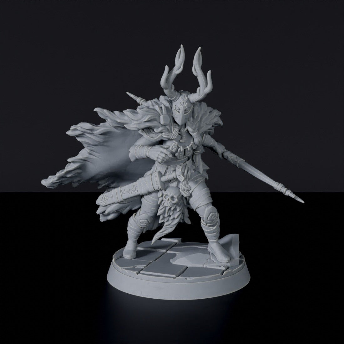 Fantasy miniatures of Furiana barbarian female warrior with spear for Roaming Barbarians army