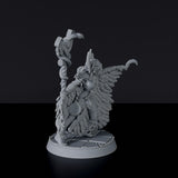 Miniature of amazon Talia Feathermage wizard with cloak and staff - dedicated set for Jurassic Amazons RPG army