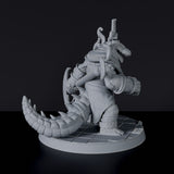 Dedicated set for Bloodfields Gods of Sun and Sand army - fantasy miniature of Rerrkor Might Of Ur lizard warrior with axe