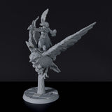 Miniature of arabic warrior on flying bird beast Farrow'Kor - Cult of Flame dedicated set for Bloodfields tabletop wargame