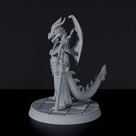 Miniature of dragonborns Scalander Su-Dun - Vile Dragonborn dedicated set for Bloodfields tabletop wargame