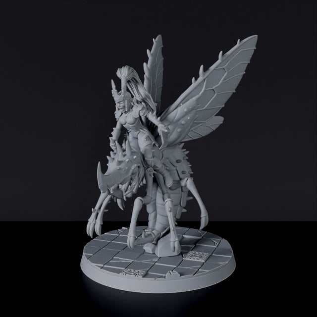 Fantasy miniature of elf on beast Dardena on B'znar with sword and helmet - dedicated set to army for Bloodfields