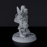 Dedicated set for fantasy tabletop RPG army - Dwarf Female Adventurer miniature with hammer, lamp and backpack